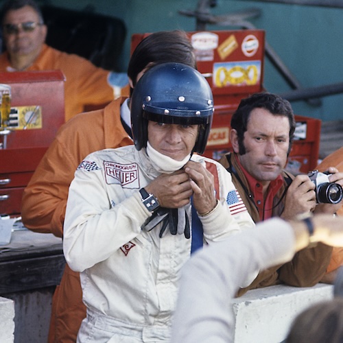 Steve McQueen mit der Monaco im Film Le Mans Steve McQueen mit der Monaco Referenz 1133 im Film »Le Mans«.