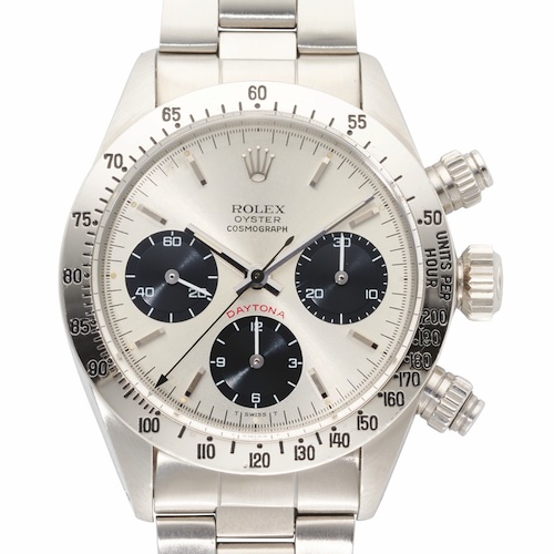 1972 – Rolex Daytona 6240 verschraubte Drücker Mit der Referenz 6240 führte Rolex die verschraubbaren Chronographen-Drücker bei der Daytona ein.