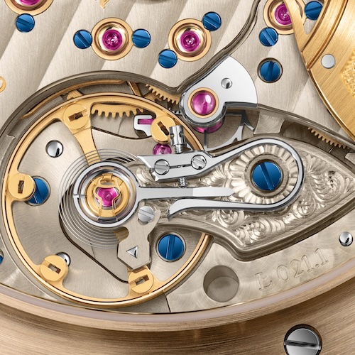 Das Schwingsystem des Lange Kalibers L021.1 besitz eine freischwingende Exzenter-Unruh.