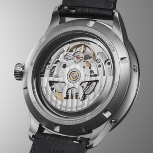 Das automatische Kaliber ML302 basiert auf einem Sellita SW200-1 und ist mit einem Modul ergänzt.