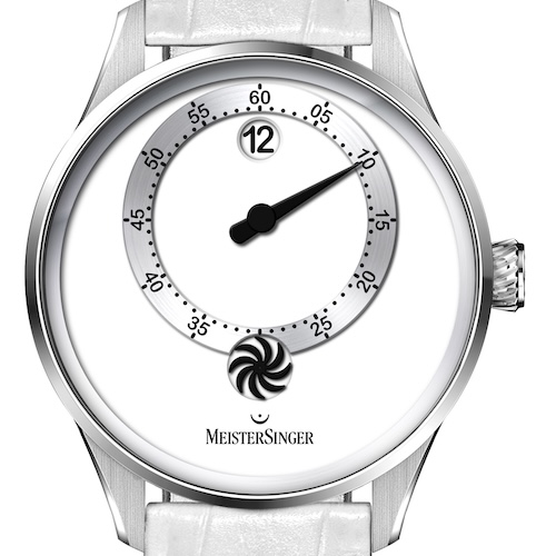 Meistersinger Panthero Weiss Front Die weiß lackierte Variante kontrastiert bei den Zifferblattelementen mit Schwarz.