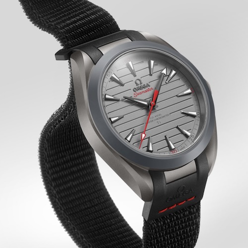 Omega Seamaster Aqua Terra Ultra-Light Profil Die Omega Seamaster Aqua Terra 150m Ultra-Light wiegt nur 55 Gramm.