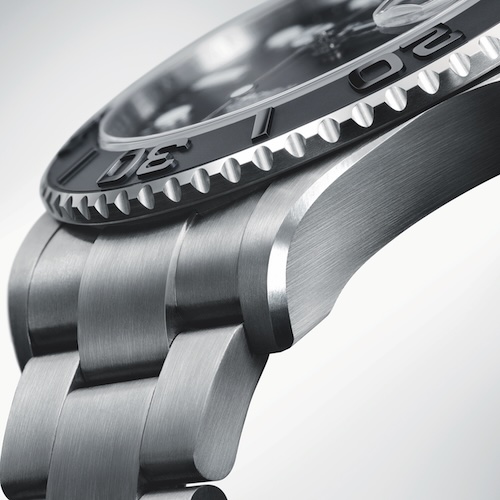 Rolex Yacht-Master 42 Auch die Oyster Perpetual Yacht-Master 42 ist in einer Version aus Titan RLX erhältlich.