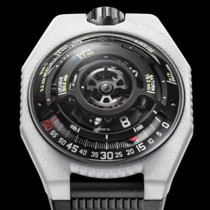 Das weiße Gehäuse ist aus einer speziell entwickelten Verbundkeramik gefertigt.