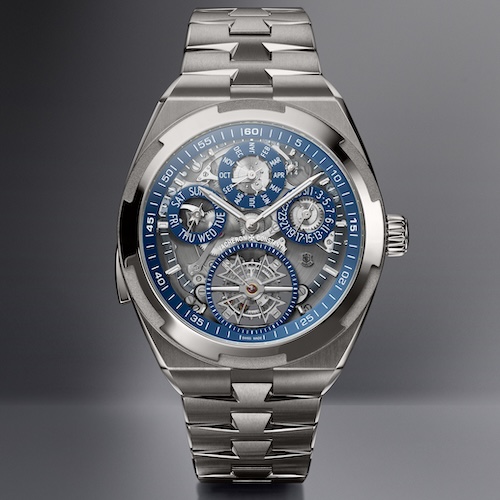 Vacheron Constantin Overseas Grand Complication Openface Titan Die Vacheron Constantin Overseas Grand Complication Openface vereint eine Minutenrepetition, ein Tourbillon und einen Ewigen Kalender in einem 44,5 Millimeter großen Gehäuse aus Titan Grade 5.