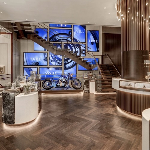 Bucherer Time Machine New York Erdgeschoss Der Eingangsbereich im New Yorker Flagship-Store von Bucherer.