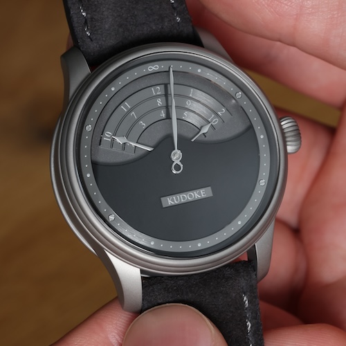 Für die ungewöhnliche Zeitanzeige wurde die Nocturne von Kudoke von der GPHG ausgezeichnet.