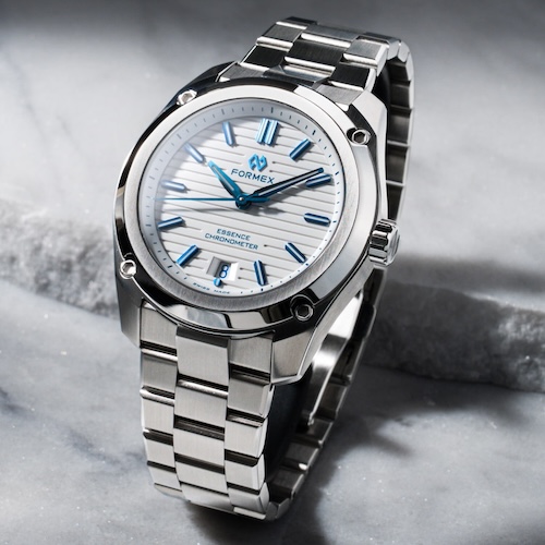 Auch mit der neuen Krone bleibt die Silhouette der Formex Essence 39 mm unverändert.